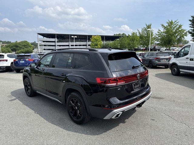new 2025 Volkswagen Atlas car, priced at $44,013