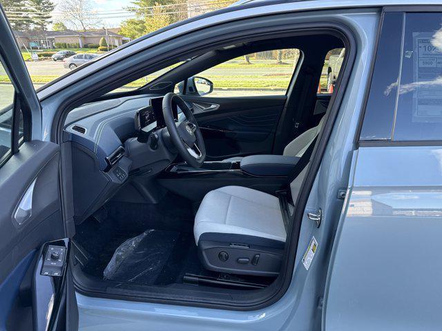 new 2025 Volkswagen ID.4 car, priced at $52,443