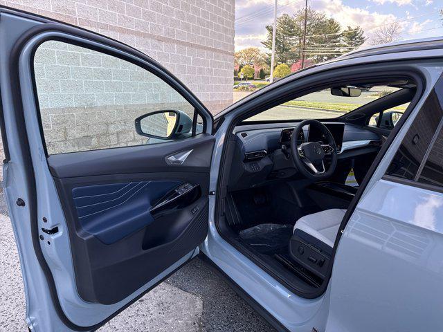 new 2025 Volkswagen ID.4 car, priced at $52,443