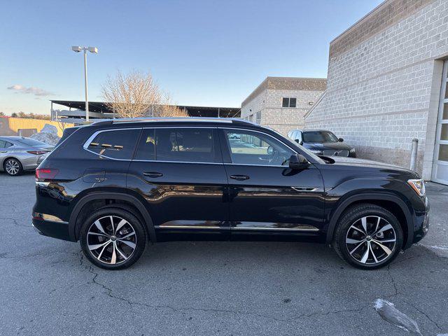 new 2024 Volkswagen Atlas car, priced at $47,814