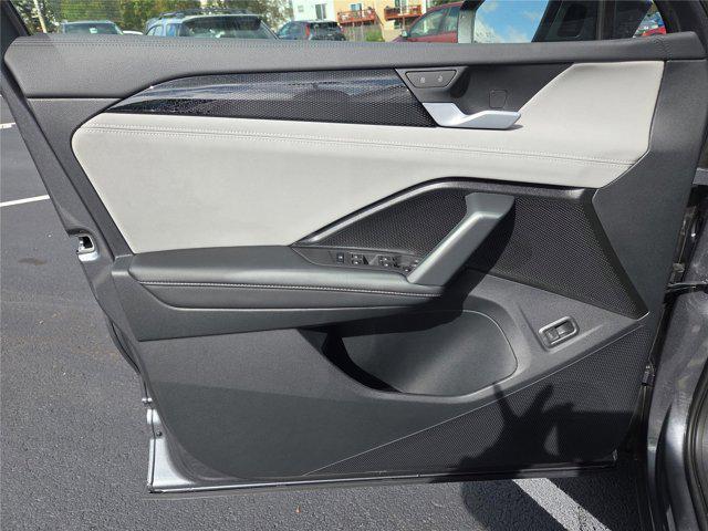new 2025 Volkswagen Tiguan car, priced at $33,291