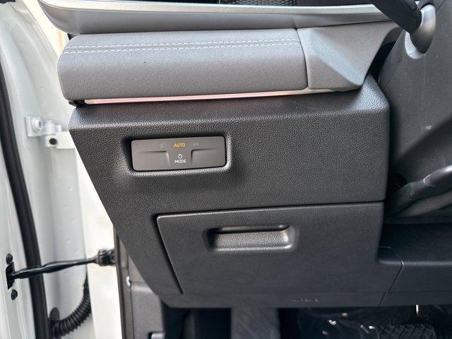 new 2025 Volkswagen Tiguan car, priced at $32,484