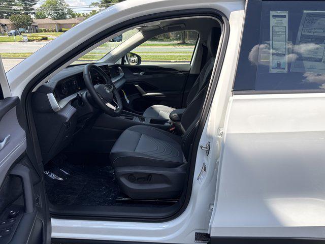 new 2025 Volkswagen Tiguan car, priced at $32,484