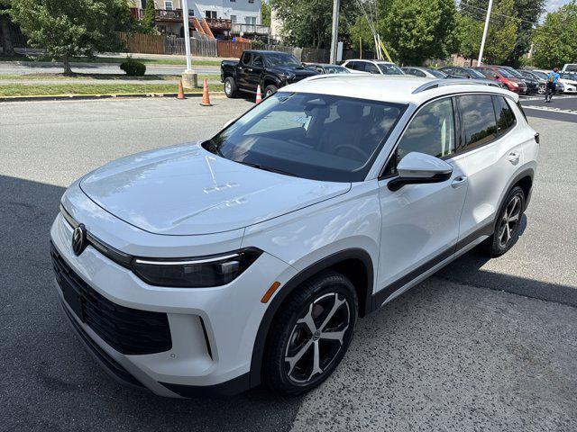 new 2025 Volkswagen Tiguan car, priced at $32,484