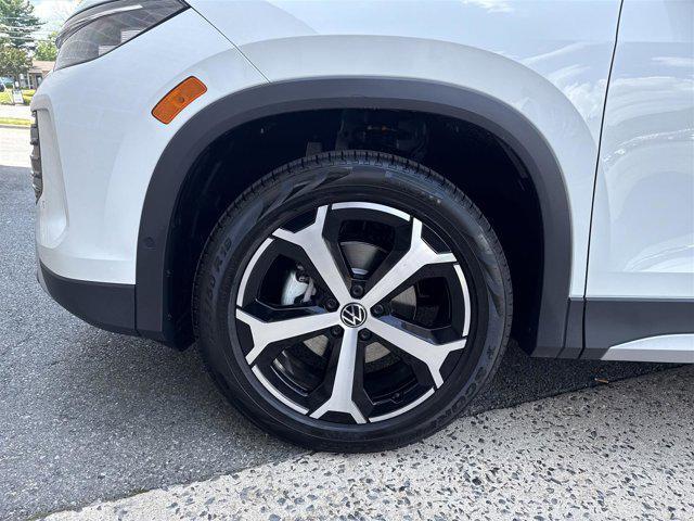 new 2025 Volkswagen Tiguan car, priced at $32,484