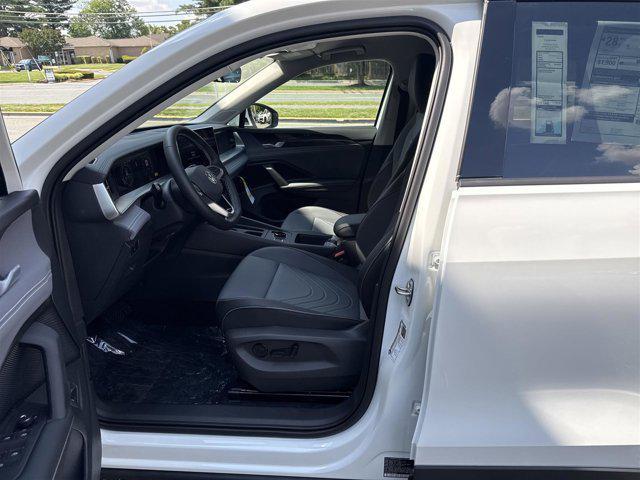 new 2025 Volkswagen Tiguan car, priced at $32,484