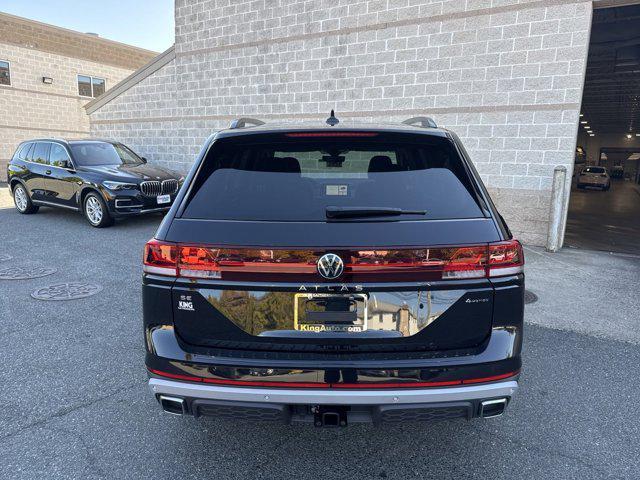 new 2025 Volkswagen Atlas car, priced at $46,101