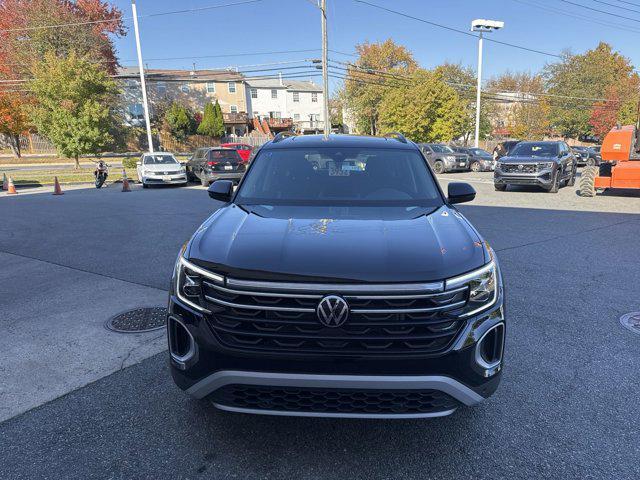 new 2025 Volkswagen Atlas car, priced at $46,101