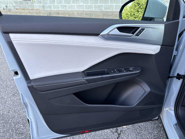 new 2025 Volkswagen Taos car, priced at $29,433