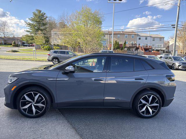 new 2025 Volkswagen ID.4 car, priced at $45,571