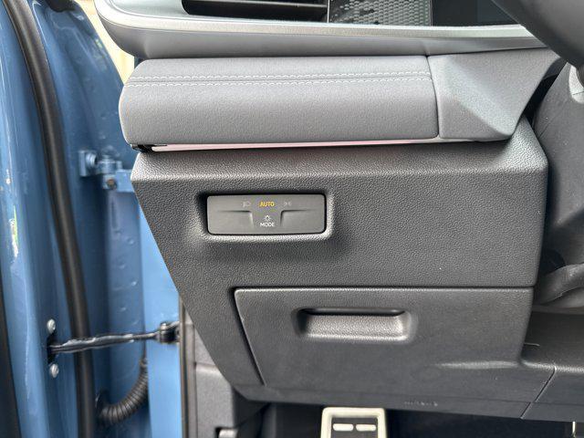 new 2025 Volkswagen Tiguan car, priced at $37,287