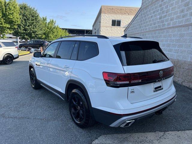 new 2024 Volkswagen Atlas car, priced at $41,308