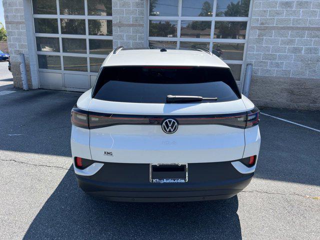 new 2024 Volkswagen ID.4 car, priced at $32,273