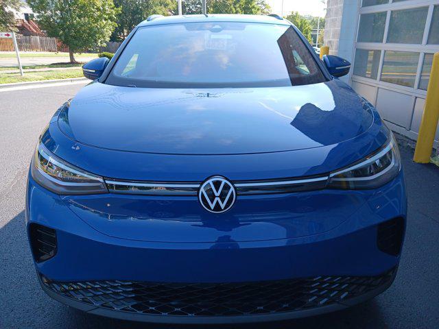 new 2025 Volkswagen ID.4 car, priced at $40,910