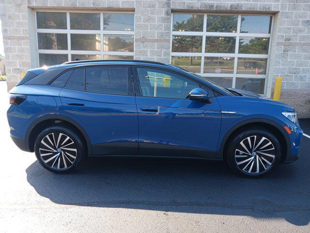 new 2025 Volkswagen ID.4 car, priced at $40,910
