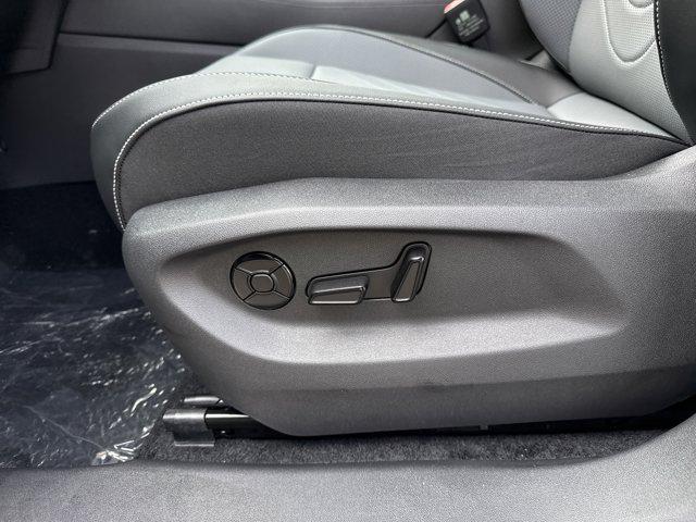 new 2025 Volkswagen Tiguan car, priced at $36,850