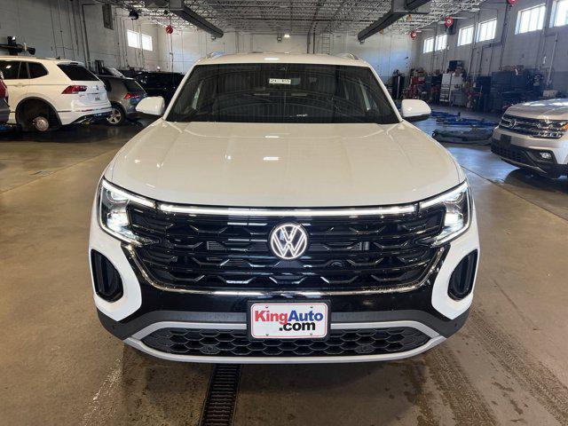 new 2024 Volkswagen Atlas Cross Sport car, priced at $37,077