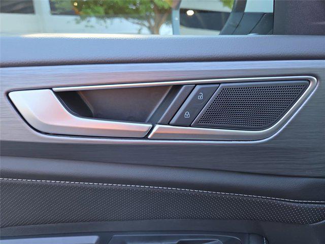 new 2026 Volkswagen Atlas Cross Sport car, priced at $47,590