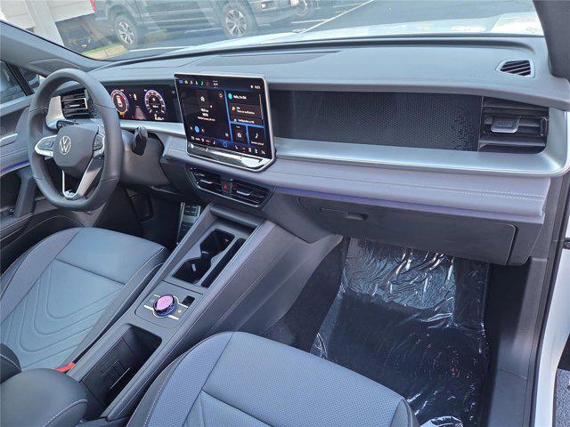 new 2025 Volkswagen Tiguan car, priced at $33,014