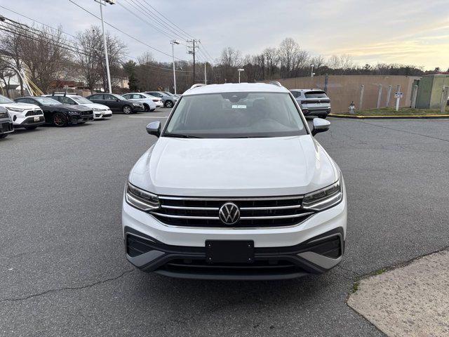 new 2024 Volkswagen Tiguan car, priced at $27,333