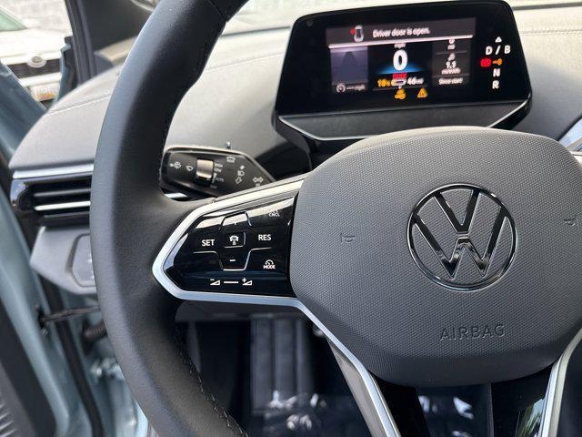 new 2025 Volkswagen ID.4 car, priced at $48,943