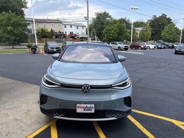 new 2025 Volkswagen ID.4 car, priced at $48,943