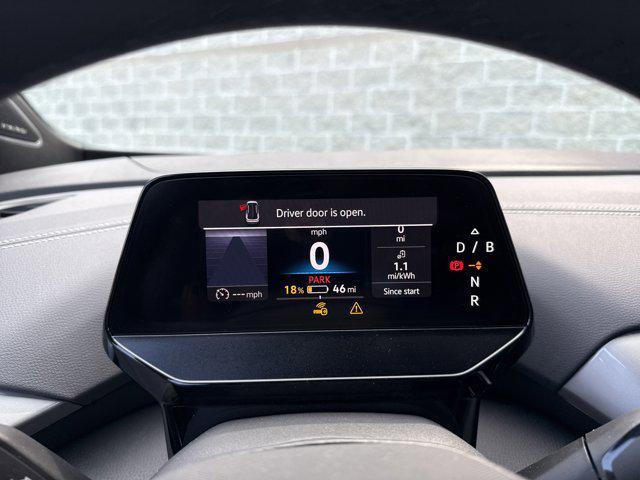 new 2025 Volkswagen ID.4 car, priced at $48,943