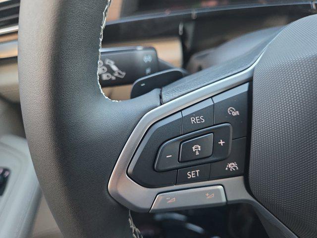 new 2026 Volkswagen Atlas car, priced at $41,670