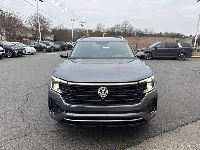 new 2025 Volkswagen Atlas car, priced at $48,475