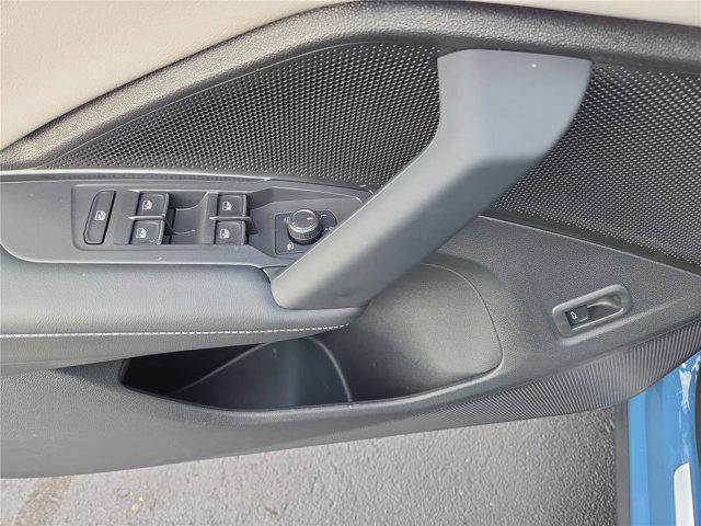 new 2025 Volkswagen Tiguan car, priced at $41,726