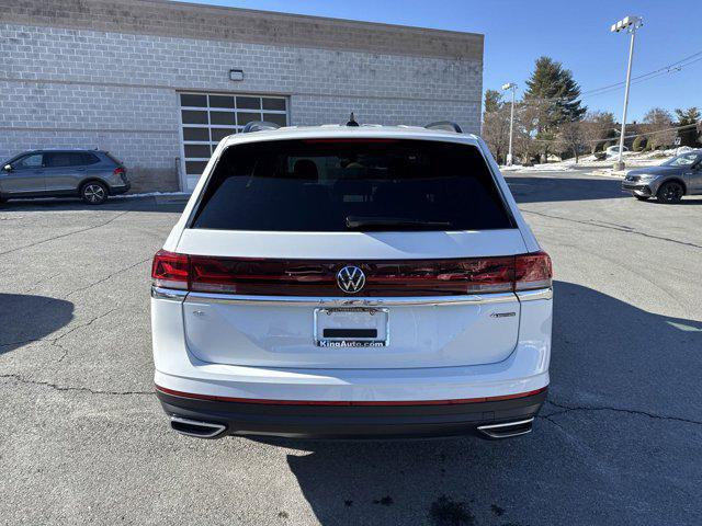 new 2025 Volkswagen Atlas car, priced at $38,698