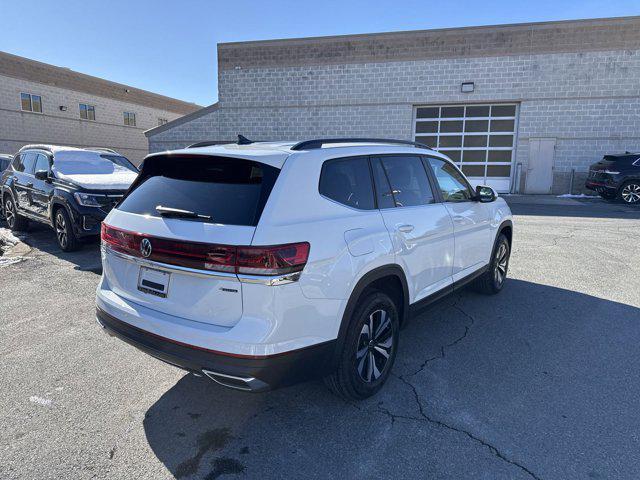 new 2025 Volkswagen Atlas car, priced at $38,698