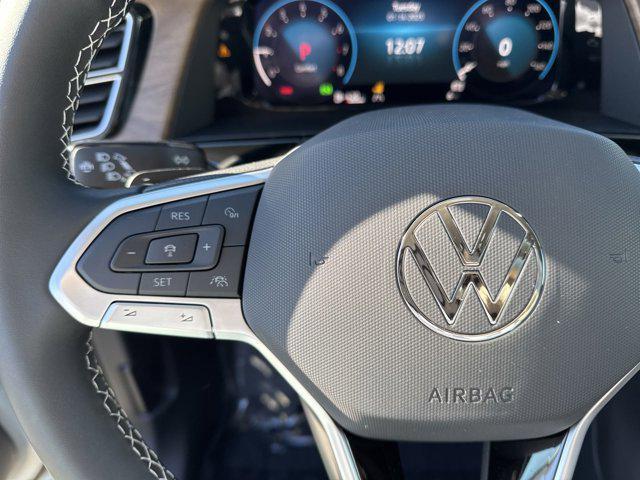 new 2025 Volkswagen Atlas car, priced at $38,698