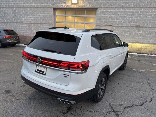 new 2025 Volkswagen Atlas car, priced at $38,698