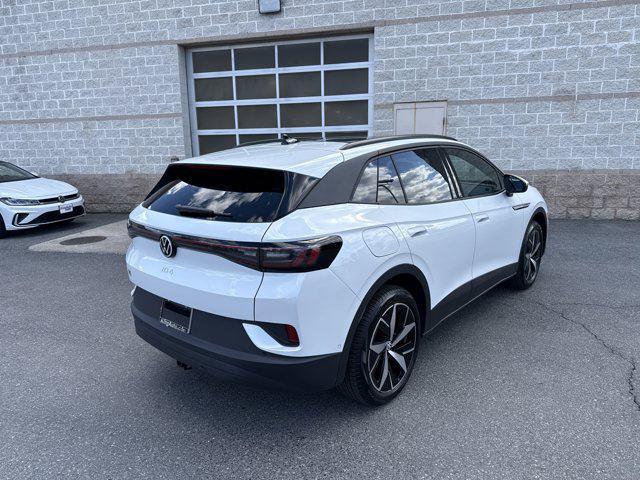 new 2025 Volkswagen ID.4 car, priced at $49,783