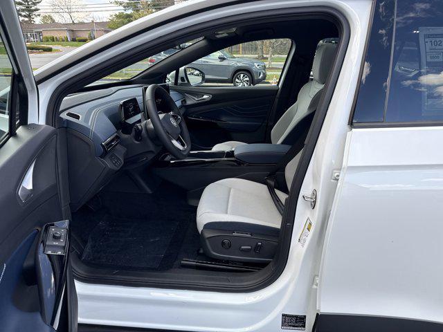 new 2025 Volkswagen ID.4 car, priced at $49,783