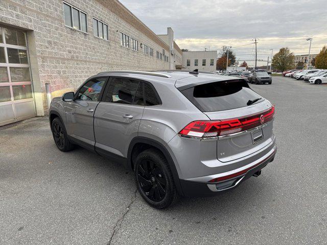 new 2024 Volkswagen Atlas Cross Sport car, priced at $38,109