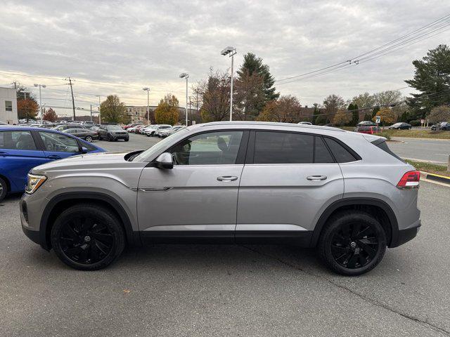 new 2024 Volkswagen Atlas Cross Sport car, priced at $38,109