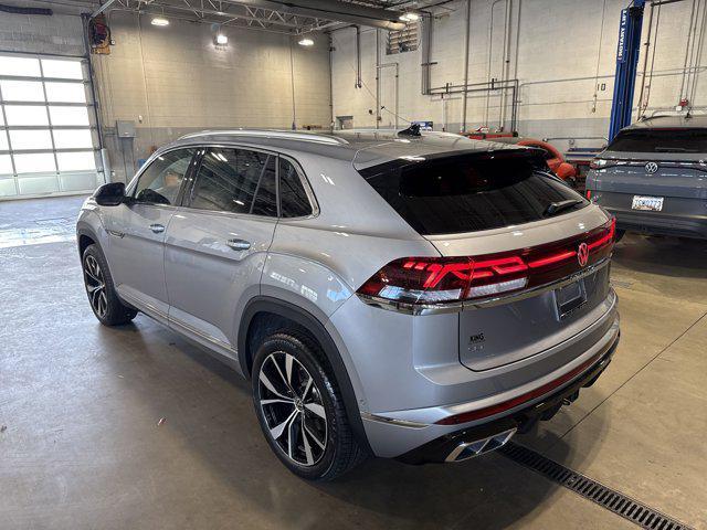 new 2025 Volkswagen Atlas Cross Sport car, priced at $49,397
