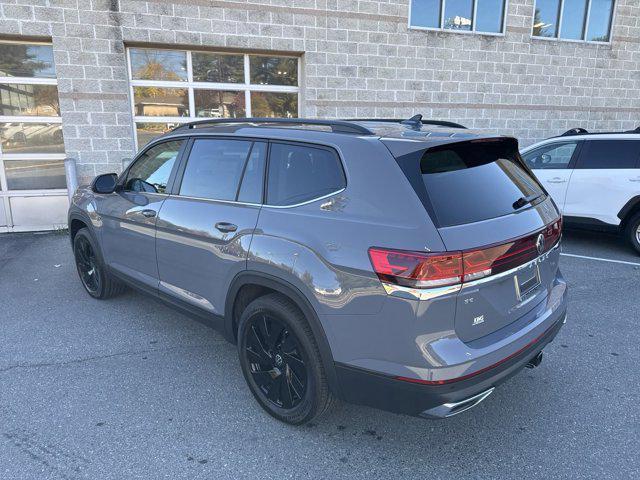 new 2025 Volkswagen Atlas car, priced at $44,983