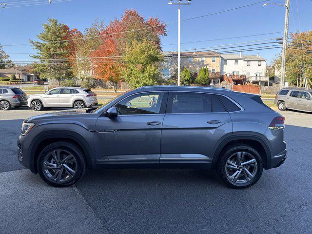 new 2024 Volkswagen Atlas Cross Sport car, priced at $42,771