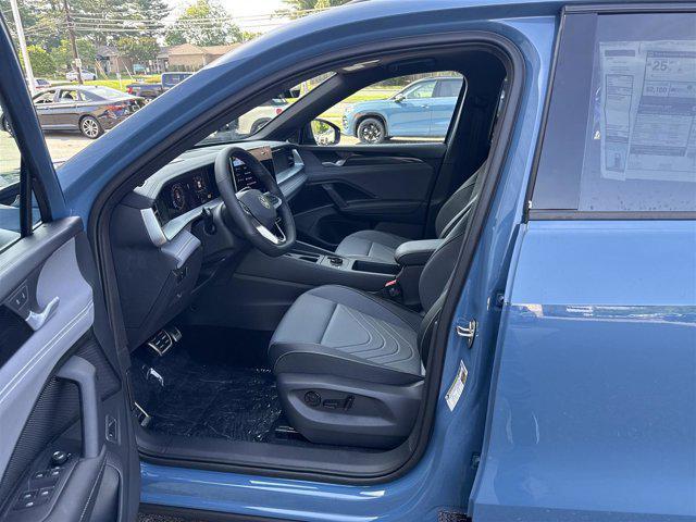 new 2025 Volkswagen Tiguan car, priced at $36,787
