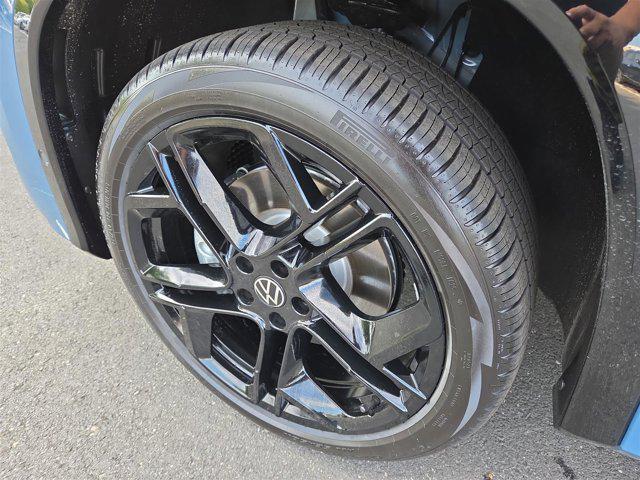 new 2025 Volkswagen Tiguan car, priced at $31,787