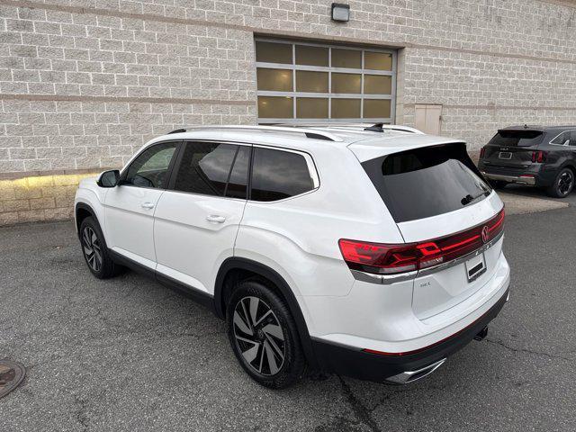 new 2024 Volkswagen Atlas car, priced at $42,688