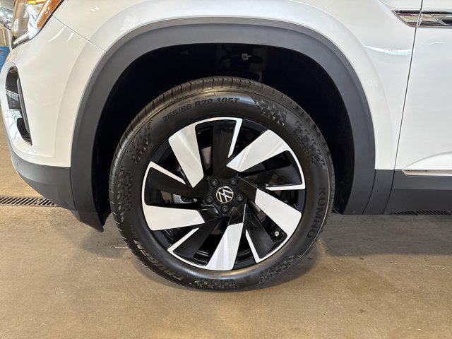 new 2025 Volkswagen Atlas Cross Sport car, priced at $45,745