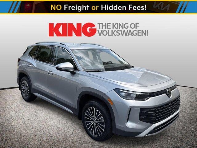 new 2025 Volkswagen Tiguan car, priced at $30,652