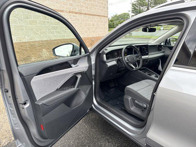 new 2025 Volkswagen Tiguan car, priced at $29,660