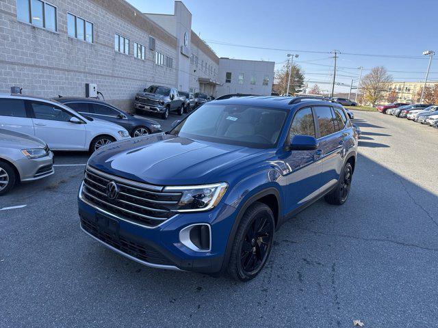 new 2025 Volkswagen Atlas car, priced at $43,180