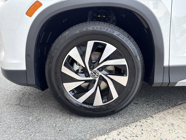 new 2025 Volkswagen Tiguan car, priced at $30,893