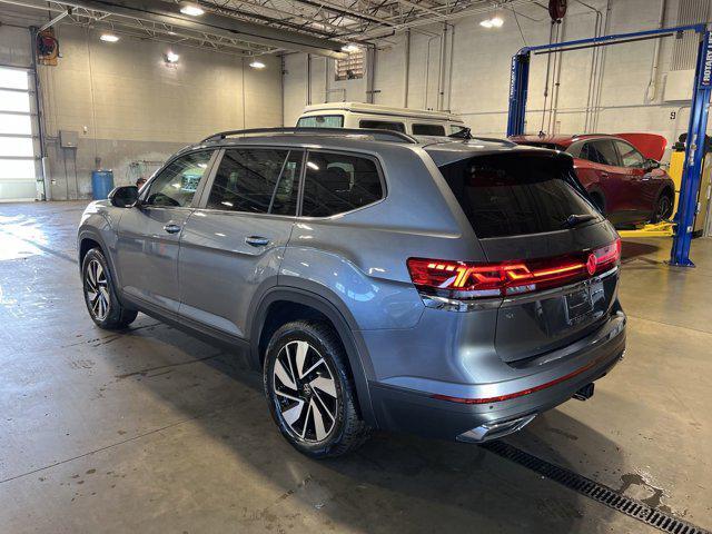 new 2024 Volkswagen Atlas car, priced at $37,798